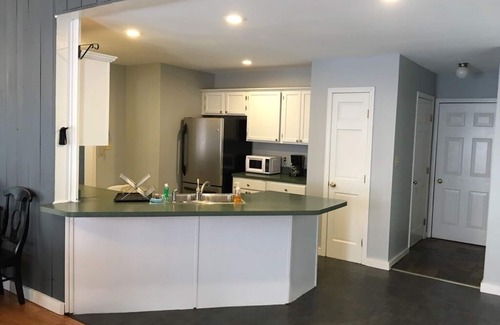 Jefferson House | Lago House - Lakefront Home w/WFH High-Speed WiFi, Hot Tub & Boats