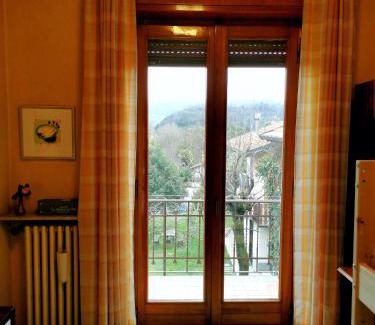 Leggiuno House | Lago Maggiore Green House