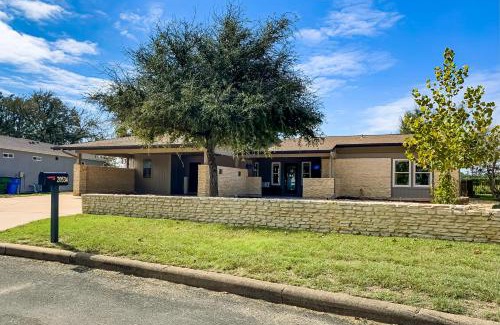Highland Lake Estates House | Lago Vista Sunset Villa