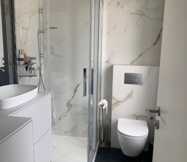 Ville Haute Apartment | Lago Welcome Palais Suite