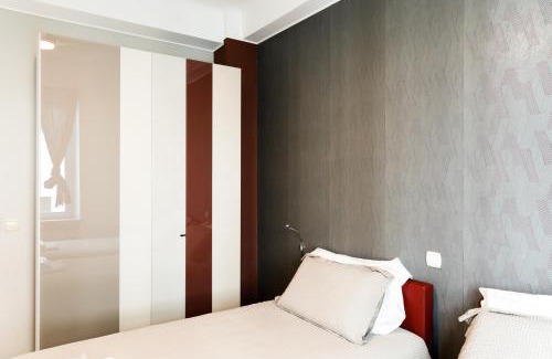Ville Haute Apartment | Lago Welcome Place d'Armes II