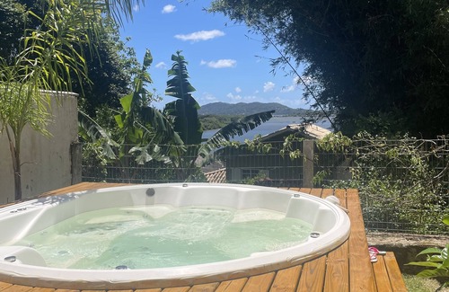 Canto da Lagoa House | Lagoa da Conceição, safe and quiet. Close to beaches, markets, restaurants