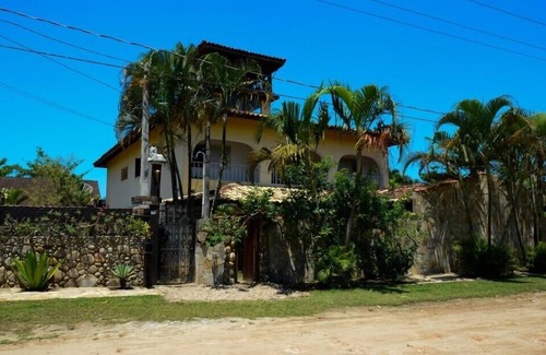 Maranduba House | Lagoinha/Maranduba, 10quartos, 8ban, swimming pool, belvedere, 50 beds zap 12-99770-3050