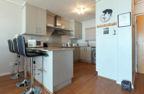 Lagoon Beach Apartment | Lagoon Beach 136 by CTHA