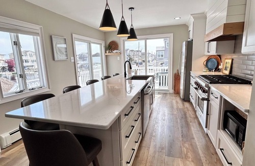 Beach Haven West House | LAGOON FRONT 4 bedrooms, Dock,12 PERSON SWIM SPA, 5 min to LBI Beaches