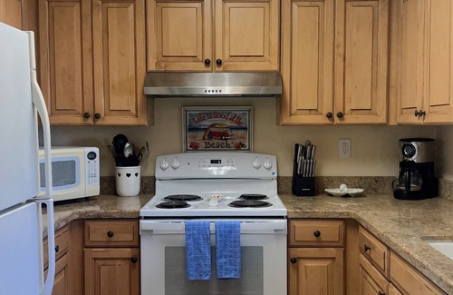 Eastside Santa Cruz Condo | Lagoon on the Sea – Your Perfect Beach Getaway