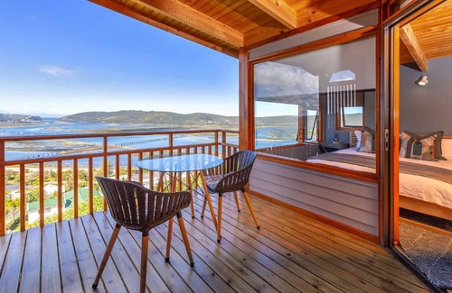 Paradise Apartment | Lagoon Studio - Maison Mahogany - design meets breathtaking views of lagoon