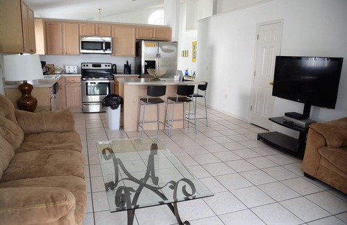 Eagle Pointe South House | Lagoon Style Pool with GAMES ROOM!