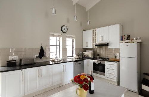 Knysna Central Apartment | Lagoon Terrace 1