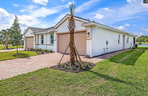Venice House | Lagoon View at Palencia 3/2