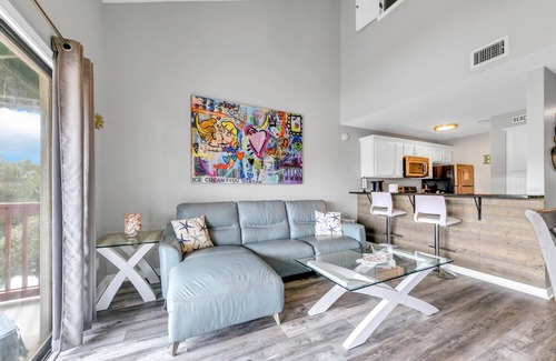 Gulf Lagoon Beach Condo | 🌊 Lagoon Views~Sauna~Balcony~Snowbird Friendly~2BR St.Thomas Square Villa 414