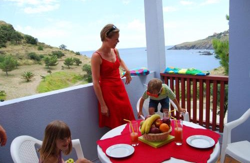 Cerbere Resort | Lagrange Grand Bleu Vacances – Résidence Le Village des Aloès