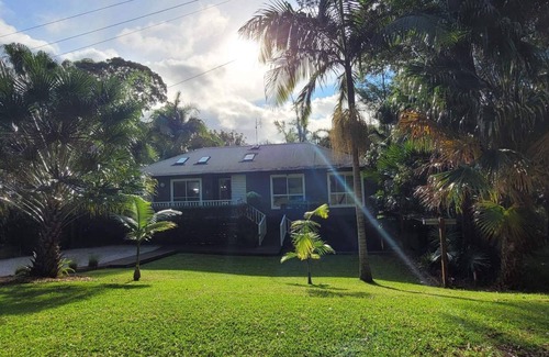 Smiths Lake House | "Laguna" 50m to lake and Frothy Coffee