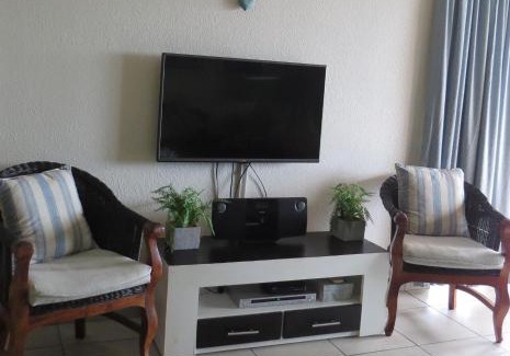 Margate Apartment | Laguna 75