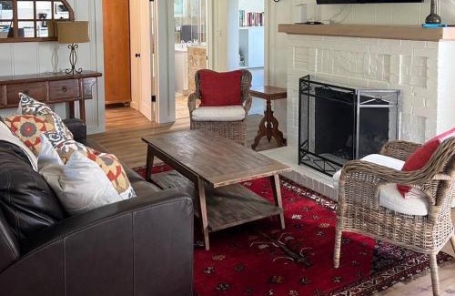 Laguna Beach House | laguna beach cottage home