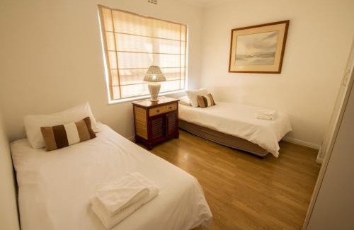 Knysna Central Apartment | Laguna Grove 48