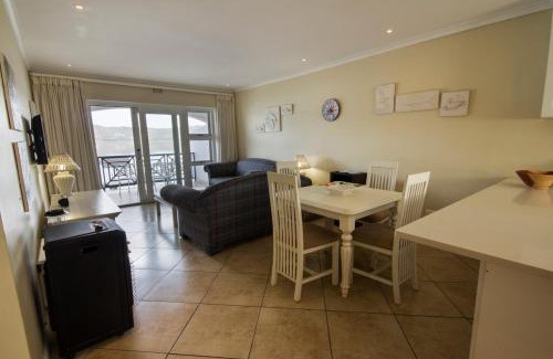 Knysna Central Apartment | Laguna Grove 48