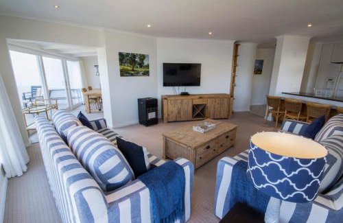 Knysna Central Apartment | Laguna Grove Holiday Rentals