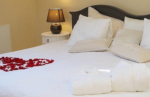 Garkalne Hotel | Laguna House