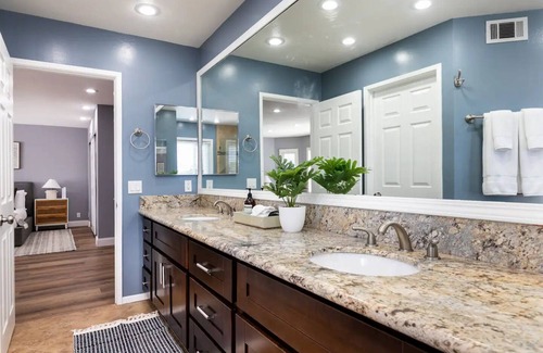 Laguna Hills House | Laguna Pool Villa