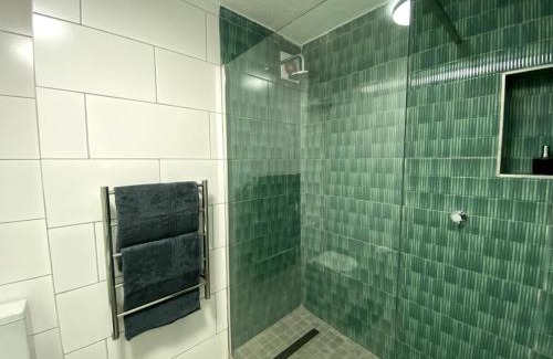 Knysna Central Apartment | Laguna Waterfront Escape
