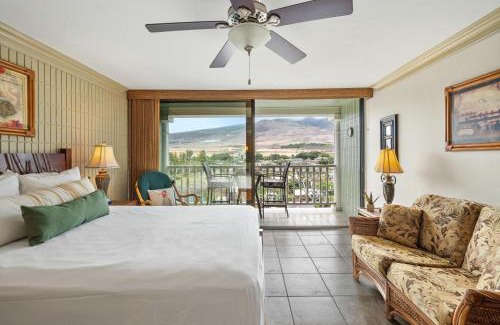 Historic Lahaina Front Street Apartment | Lahaina Shores 512 · LS 512 Getaway Studio by the Beach Pool Hot