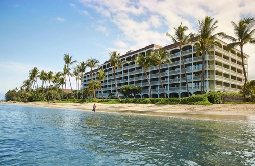 Historic Lahaina Front Street Condo | Lahaina Shores Beach Resort 601