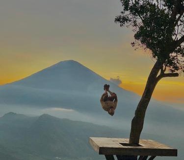 Abang House | LAHANGAN SWEET cottages
