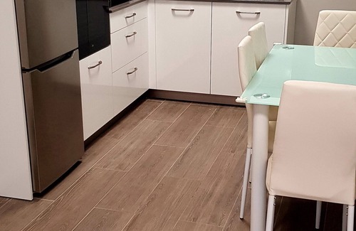Barakaldo House | LAIA HOME WITH GARAGE AND WIFI next to the subway