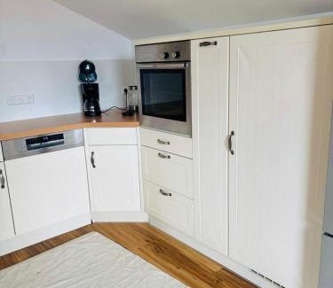 Laichingen Apartment | Laichingen Center with style & tranquility