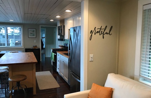 Doe Bay House | Laid-back hideout right next door to Doe Bay Resort on Washington's Orcas Island