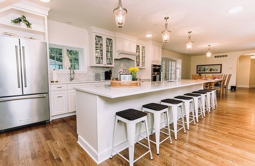 Long Beach House | Laid Back Luxury Highly Coveted LongBeach 1/2 Block to Beach 6BR 6 Ensuite Bath