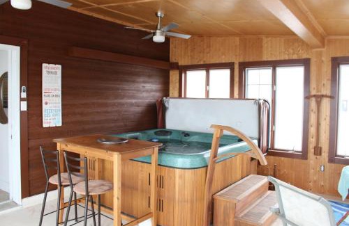 Cap-Saint-Ignace Ski Chalet | Lair du large, au bord du St-Laurent, SPA, Billard
