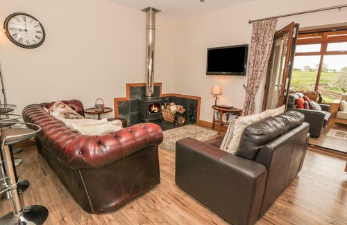 Lochmaben House | Laird House