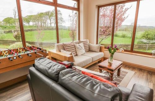 Lochmaben House | Laird House