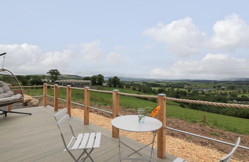 Lochmaben Cottage | Laird Lodge 3