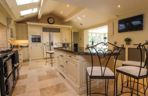 Burnley Cottage | LAITHE HOUSE, pet friendly, luxury holiday cottage in Cliviger