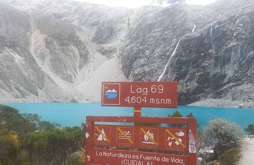 Huaraz RV Rental | Lake 69 full day trekking