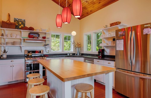 Naples House | Lake A Lot: "Charming and Modern - Canandaigua Lake Dream Home!"