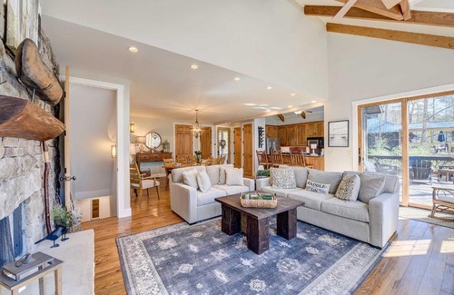 Lake Toxaway House | Lake Access and On-Site Creek Lake Toxaway Home!