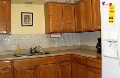 Bull Shoals House | LAKE ACCESS & GREAT VIEWS! MINUTES TO THE WHITE RIVER! 3 BR/2BA, 1500 sq. ft.