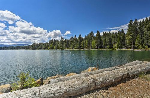 Lake Almanor Country Club House | Lake Almanor Country Club Home with Views!
