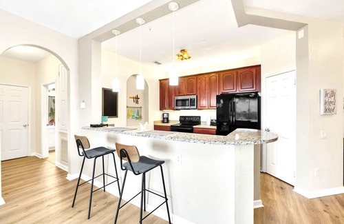 Florida Central Atlantic Coast Condo | Lake and Pool View Vista Cay 2 Bed 2 Bathroom WOW