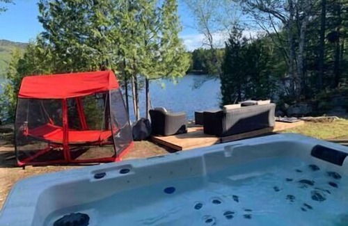 Saint Donat House | Lake Archambault Waterfront SPA Billiard Ski Games