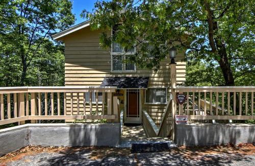 Lake Arrowhead House | Lake Arrowhead Family Home with Game Room