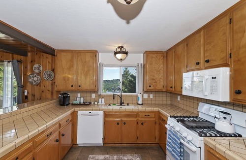 Cedar Glen House | Lake Arrowhead Koda Lakehouse