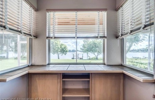 Placid Lakes House | Lake August Lake House