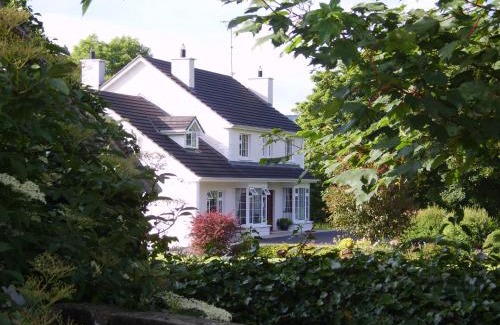 Ballyconnell Bed & Breakfast | Lake Avenue House