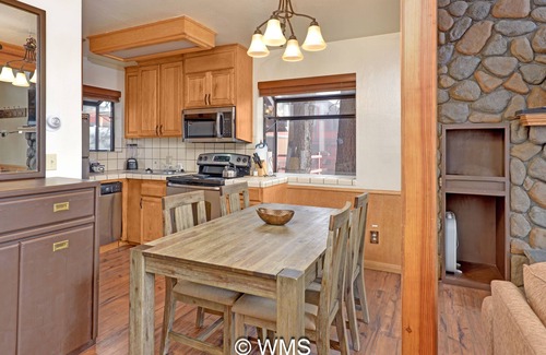 Tahoe Vista Condo | Lake/Beach Front Resort - Pool, Hot Tub, BBQ #13