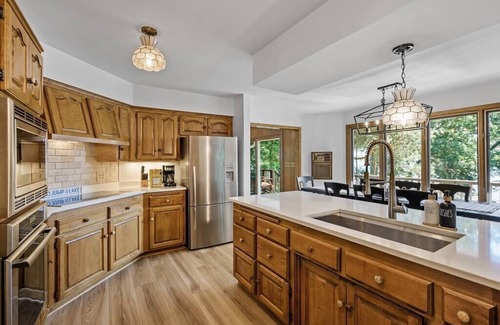 Shoreview House | Lake, Boat, Hot Tub, Sauna, Private Chef